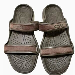 Women's patra brown sandal Crocs size 9